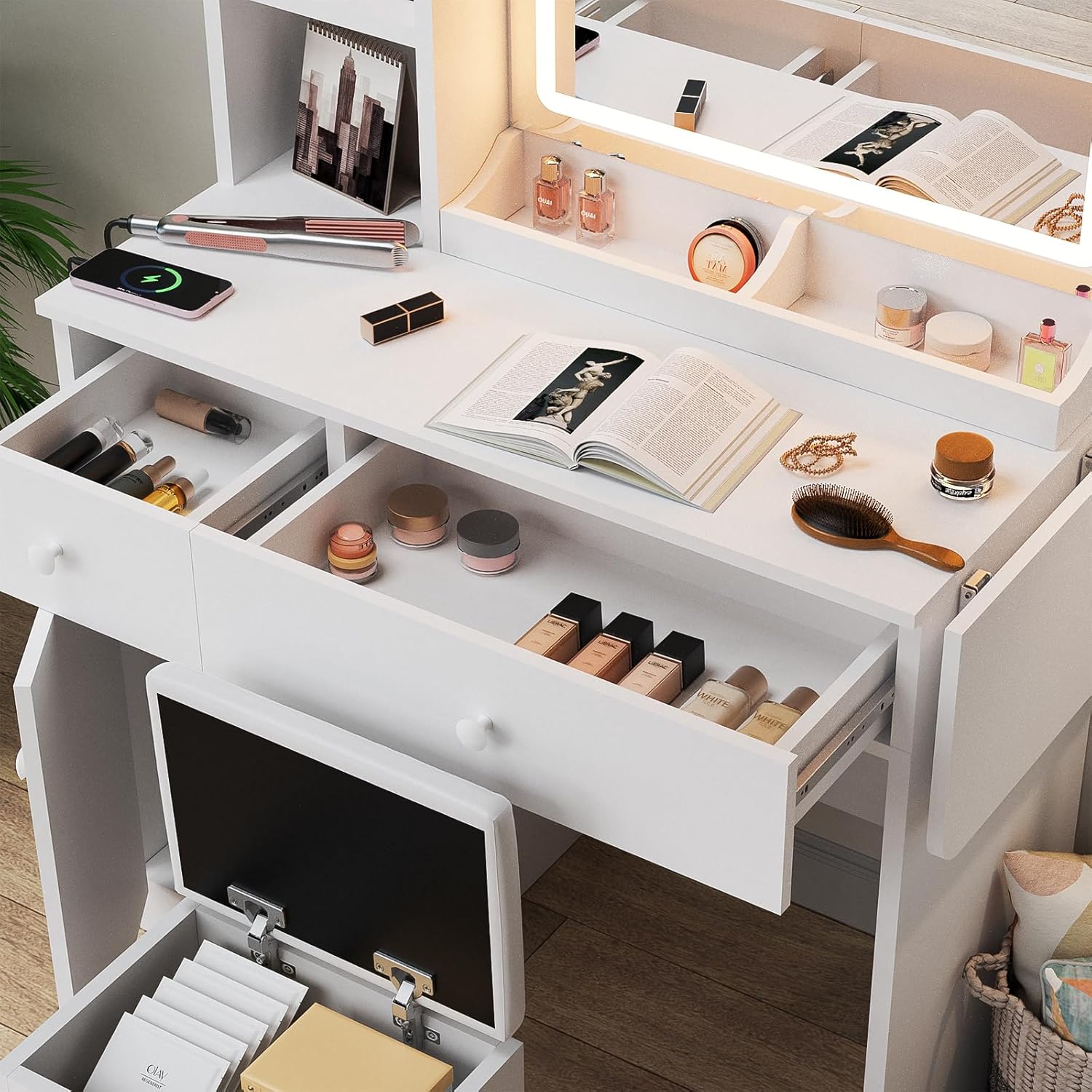 White Vanity Desk with Mirror  – Desk Charging Station recenzja i cena